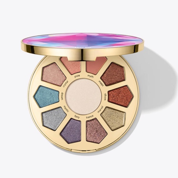 New ❣️Eyeshadow Pallet - Picture 2 of 8